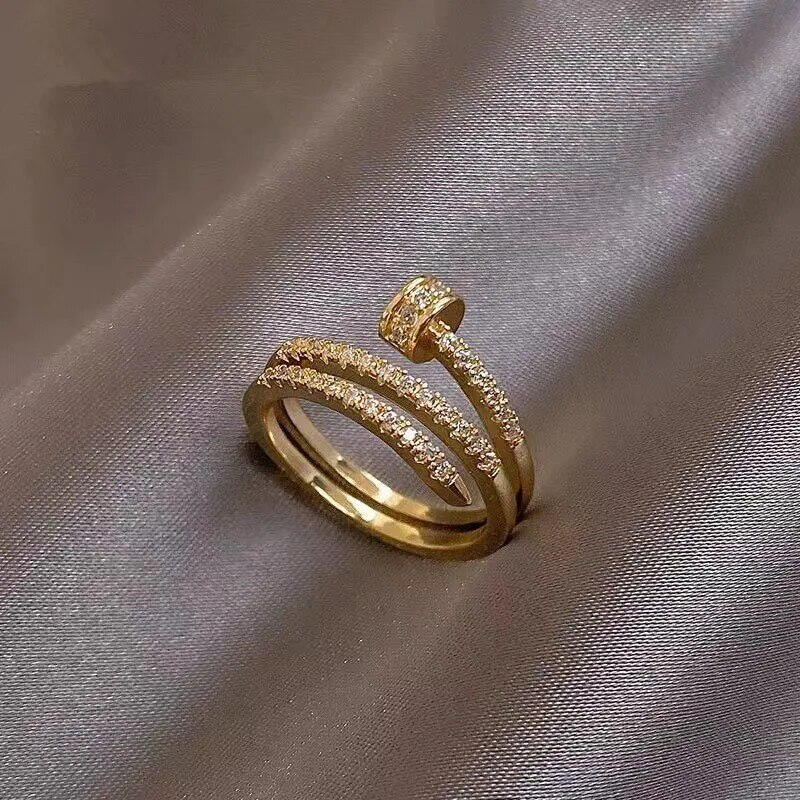 Elegance Ring